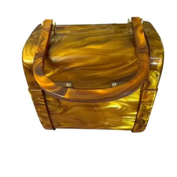 Vintage 1950s or 1960s butterscotch swirl Lucite box purse. - Picture 6 of 6
